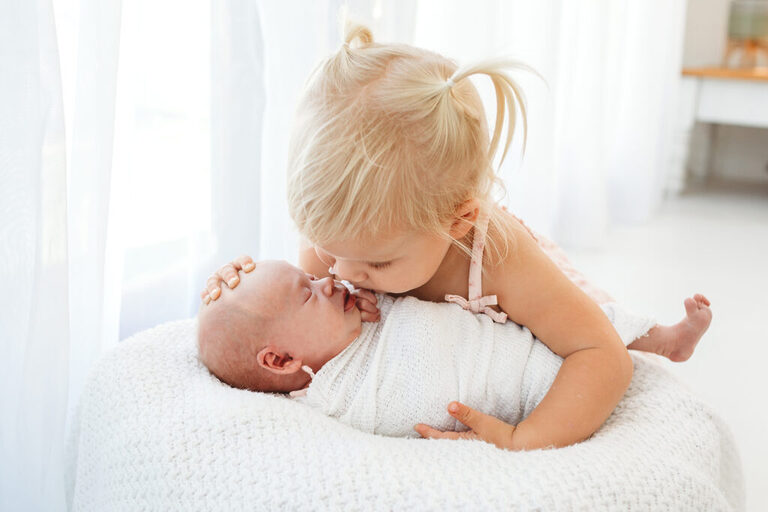 newborn photos sunshine coast